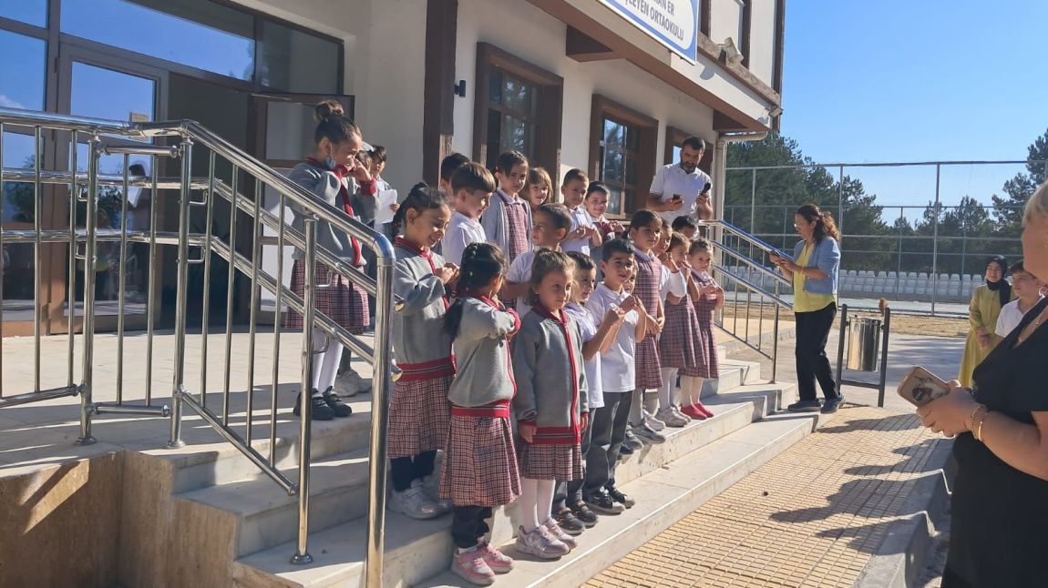 İLKÖĞRETİM HAFTASI OKULUMUZDA COŞKUYLA KUTLANDI